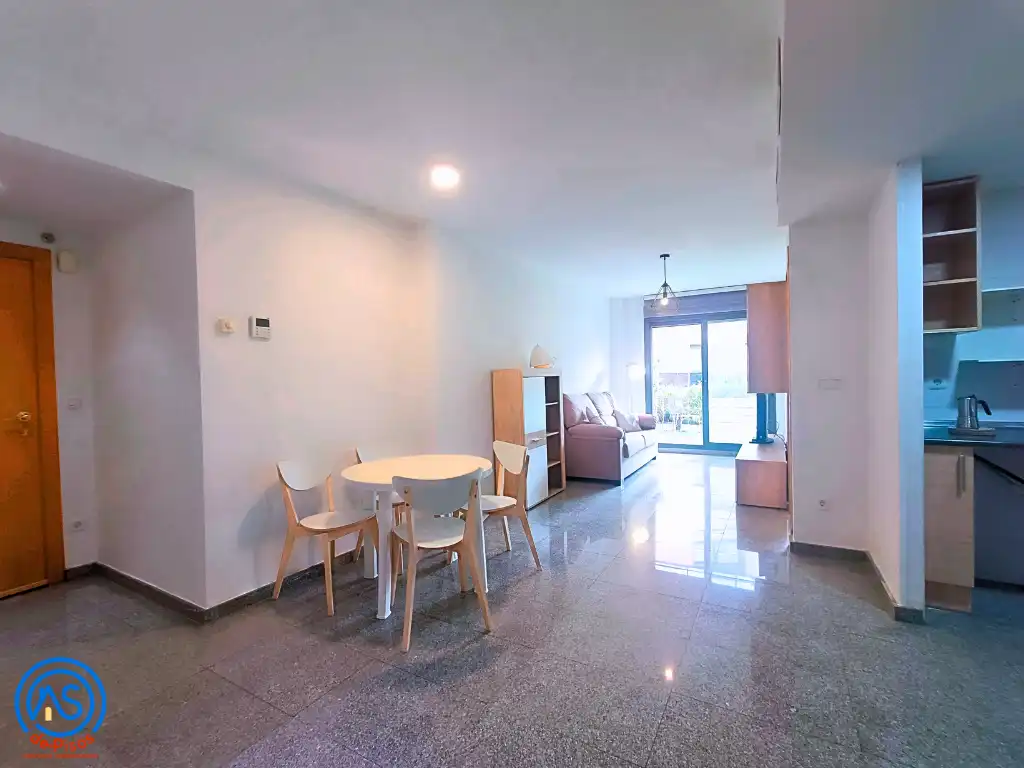 Flat for rent in Calle Ramón y Cajal, 29, Cadrete