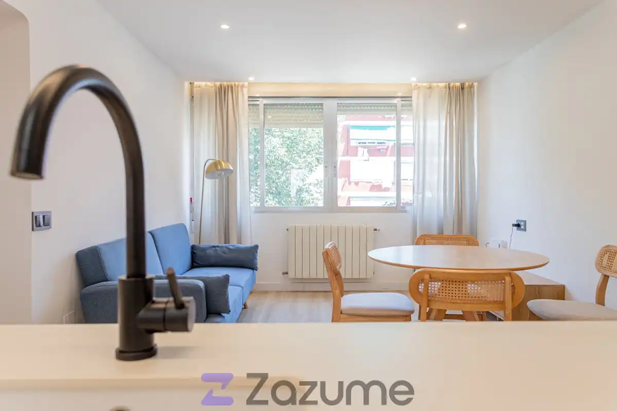 Sala de estar de Piso de alquiler en Madrid con Aire acondicionado, Calefacción y Parquet