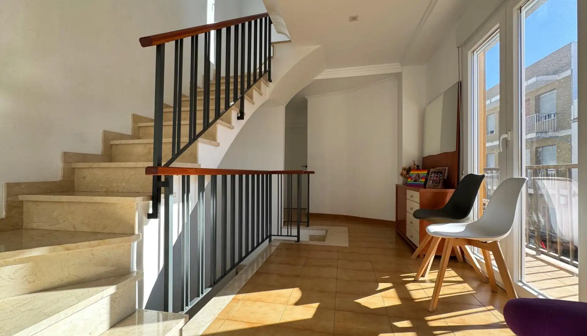 Casa aparellada amb terrassa en venda a Pego, imagen 19