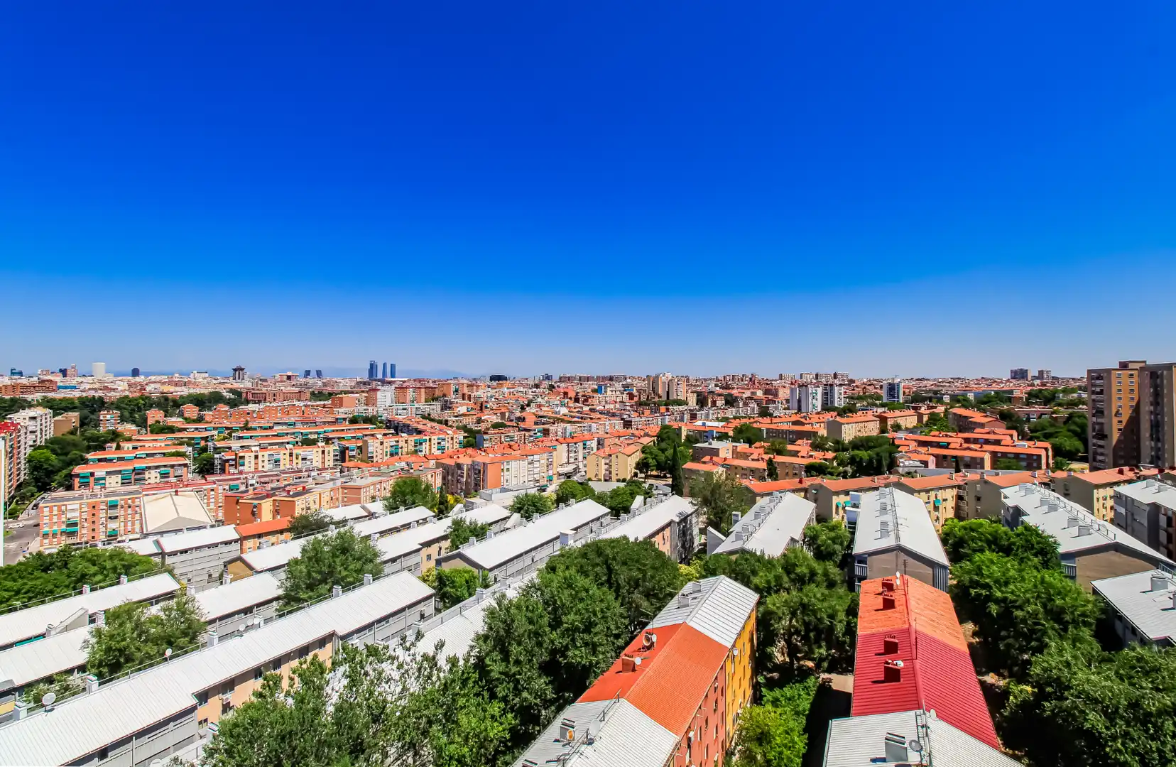 Exterior view of Flat for rent in Madrid  with Air Conditioner, Heating and Storage room