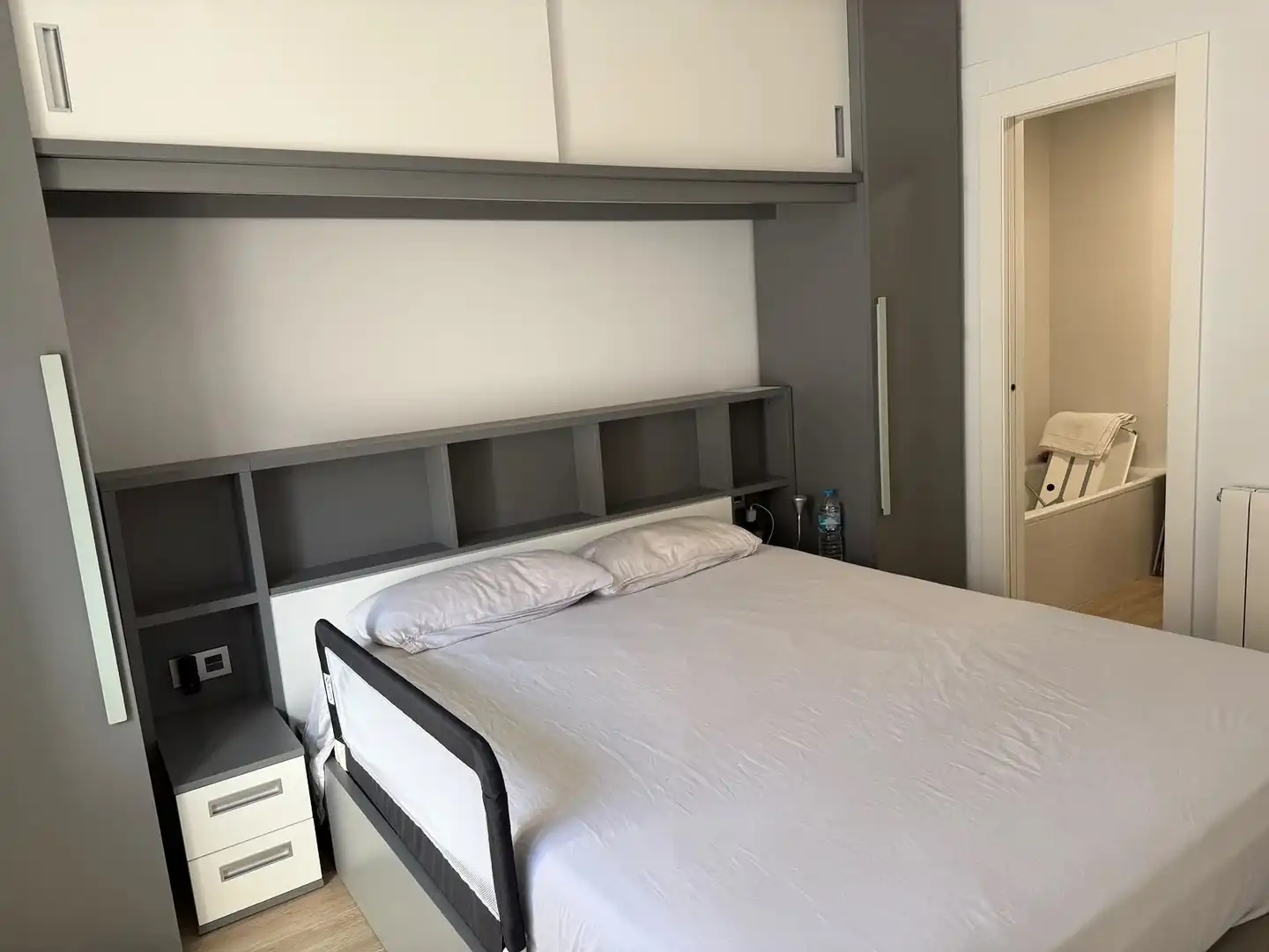 Apartamento con ascensor en alquiler en Los Montesinos, imagen 4