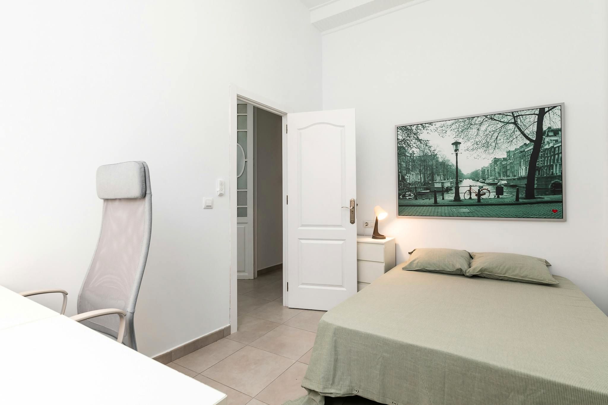 Bedroom of Flat to share in  Valencia Capital  with Heating, Furnished and Washing machine