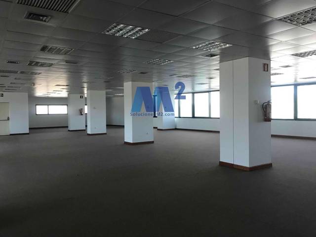 Oficina en Alquiler en Vega de la Moraleja