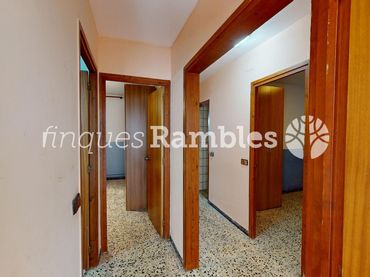 Bajo en venta en Ponent - Set Camins