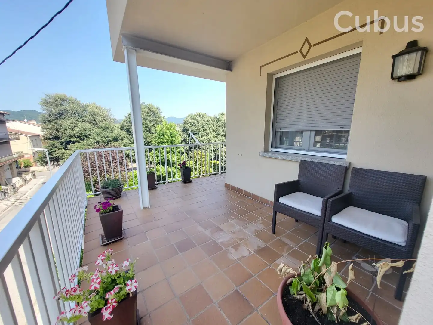 Terrassa de Casa o xalet en venda en Olot amb Calefacció, Terrassa i Balcó