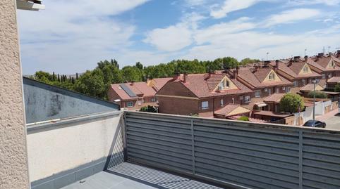 Foto 3 de Casa adosada en venda a Rosa Chacel, Loeches, Madrid