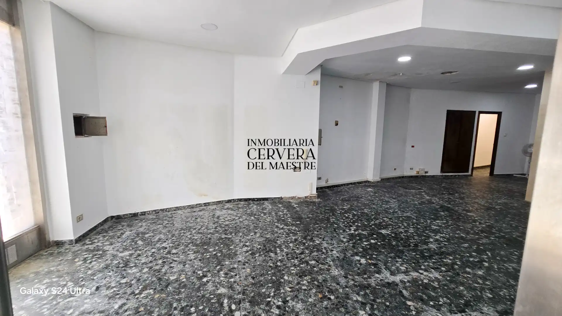 Oficina en venta en Cervera del Maestre