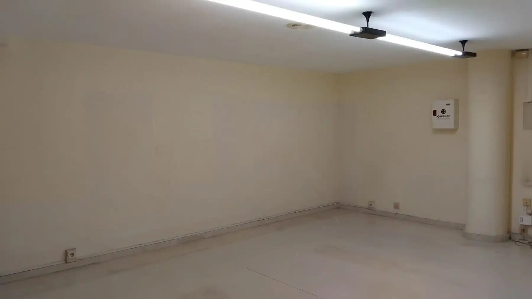 Office for rent in Ribeira
