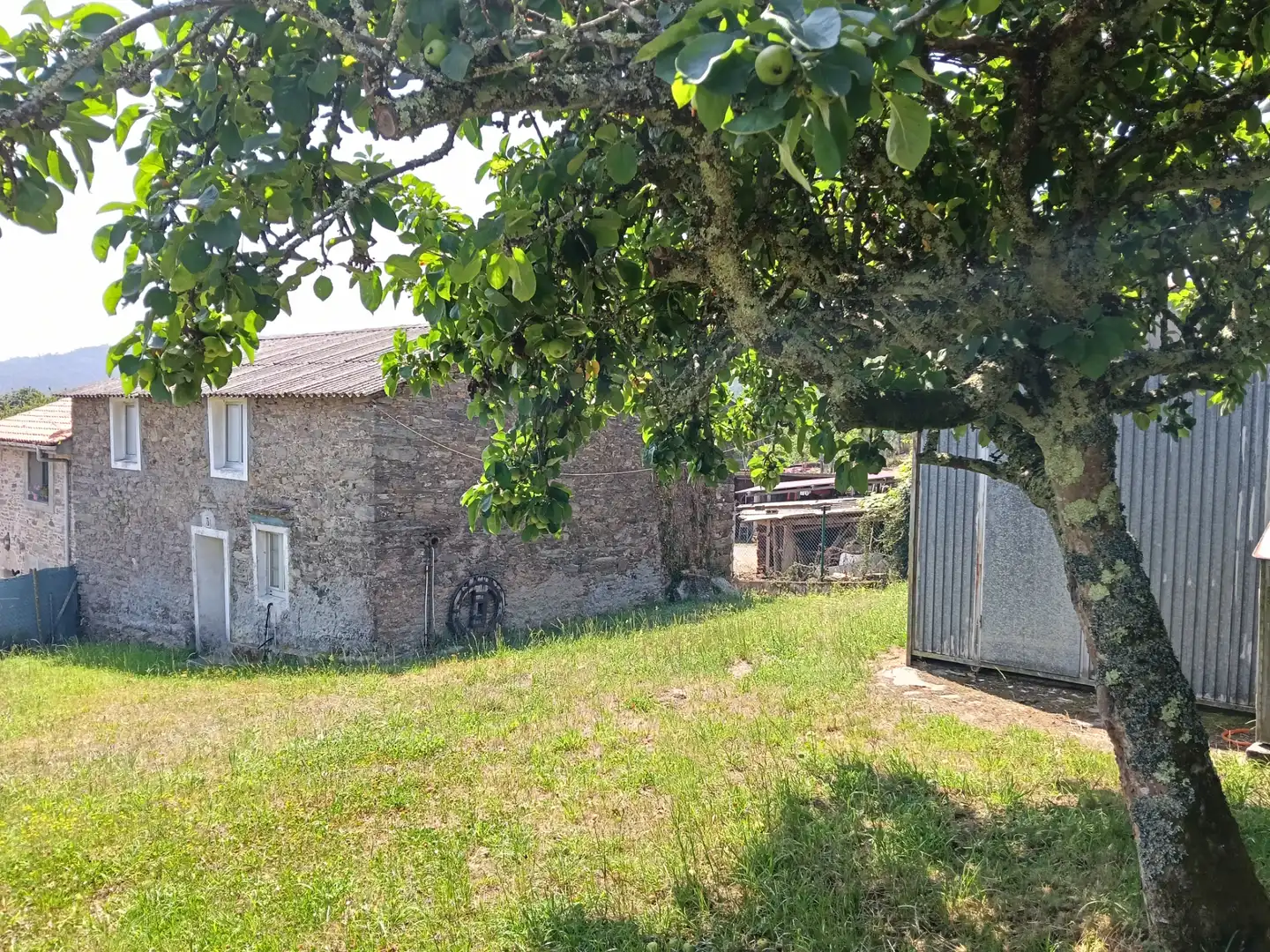 Adossat amb jardí en venda a Cesuras