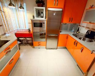 Kitchen of Flat for sale in San Fernando  with Air Conditioner and Furnished