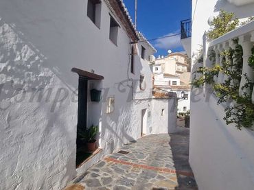 Maison mitoyenne à vendre à Sedella