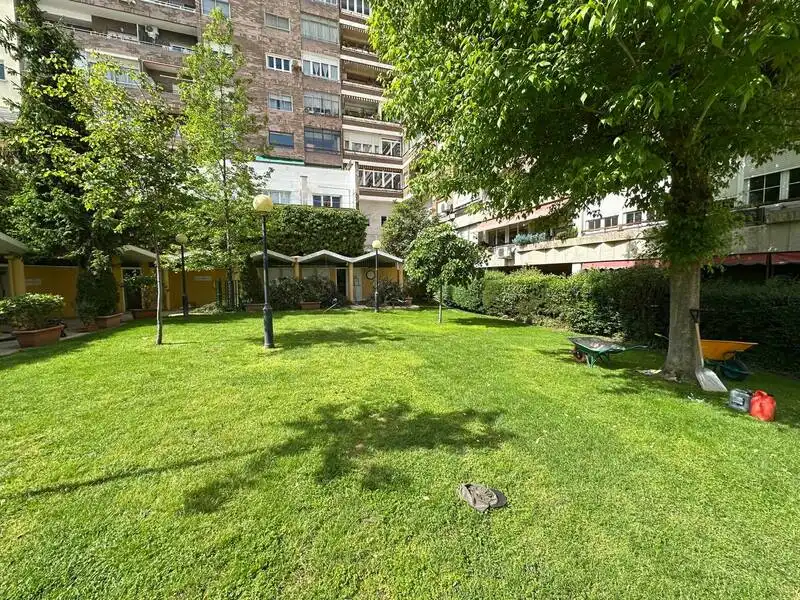 Garden of Flat for rent in Madrid  with Heating, Private garden and Swimming Pool