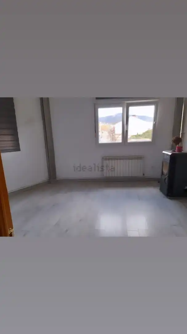 Flat for sale in Calle de la Pontezuela, Cercedilla