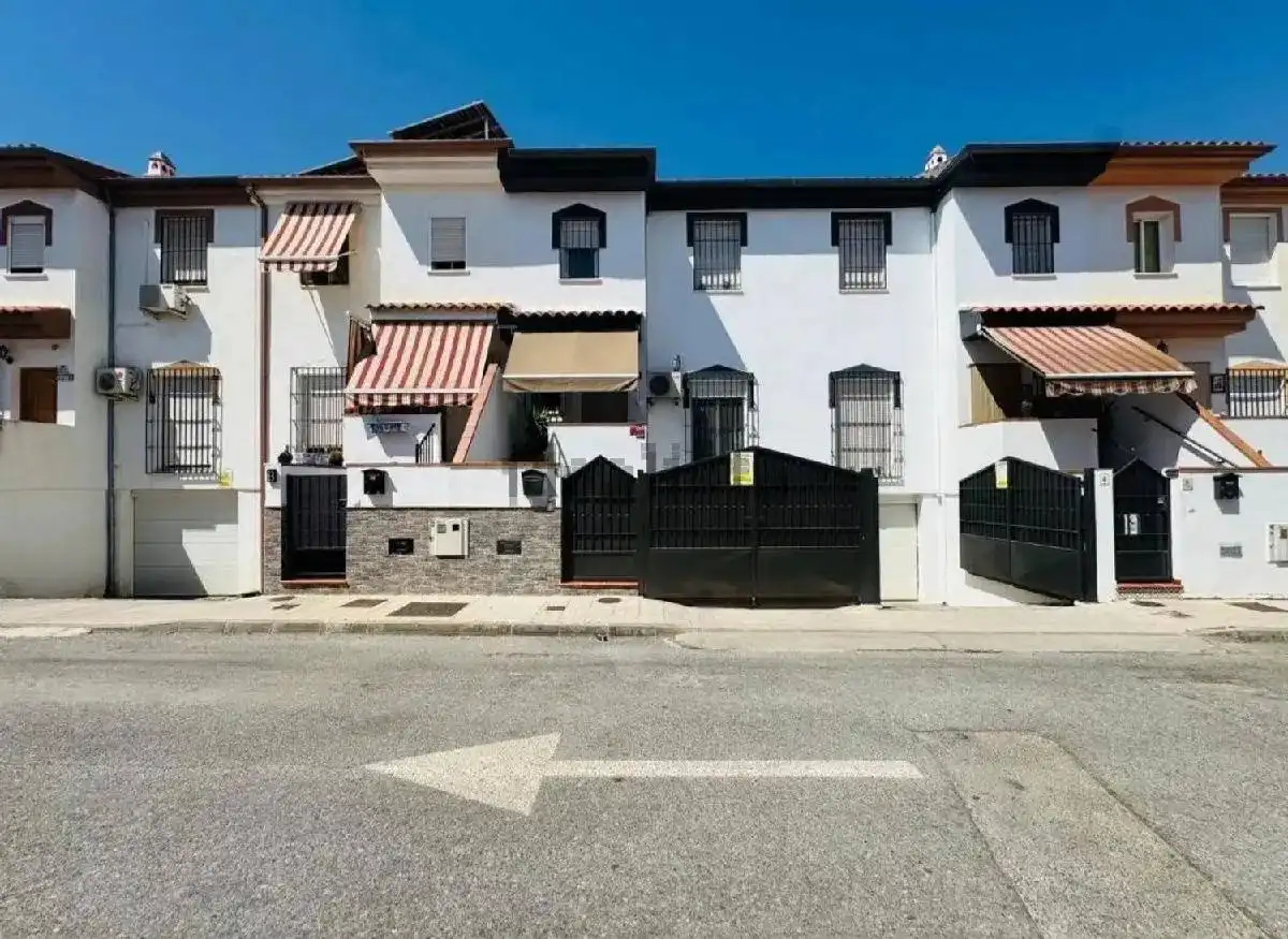 Detached house with terrace for sale in Ogíjares, imagen 3