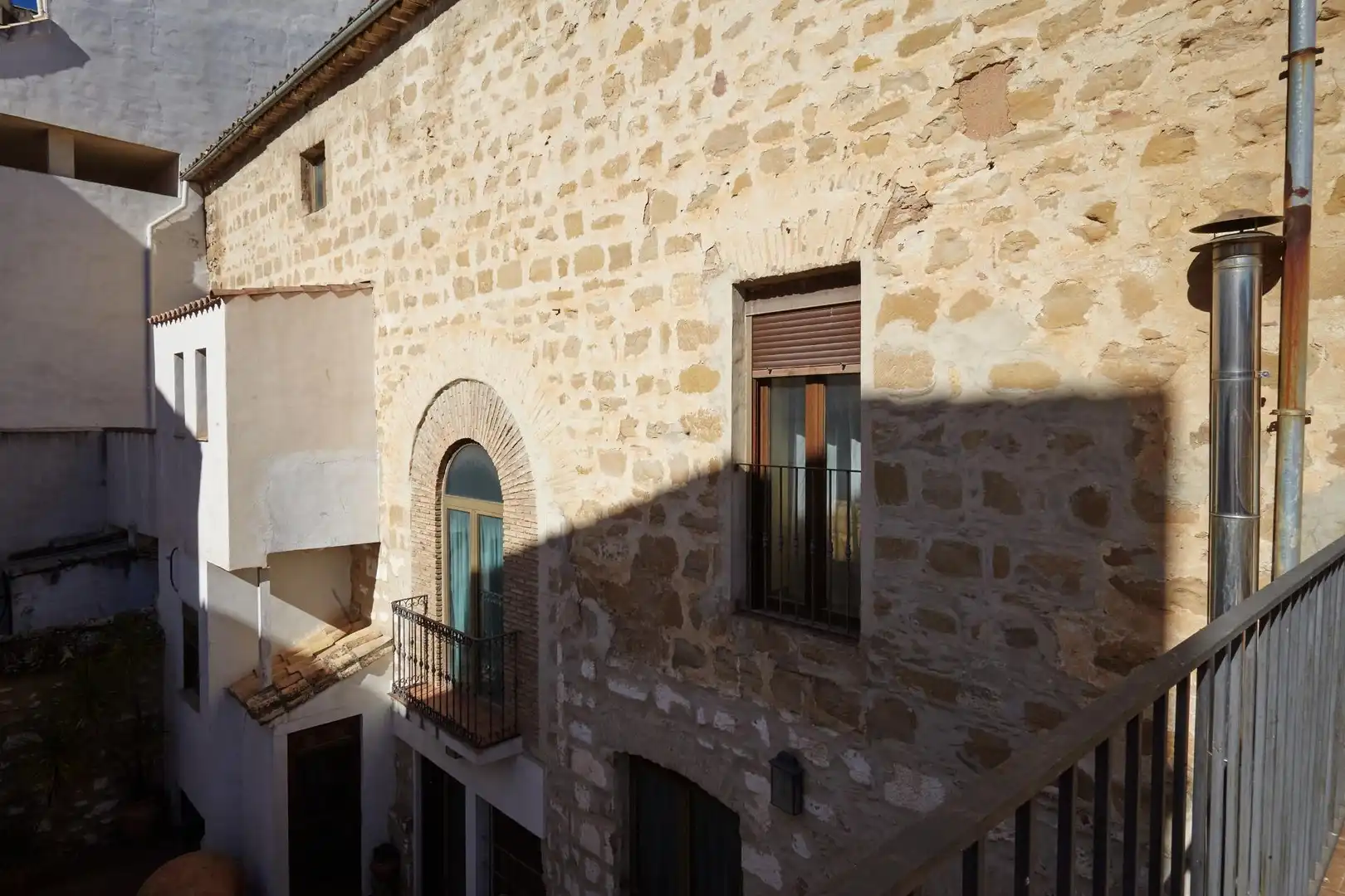 Vista exterior de Casa o xalet en venda en Baeza amb Aire condicionat, Calefacció i Terrassa