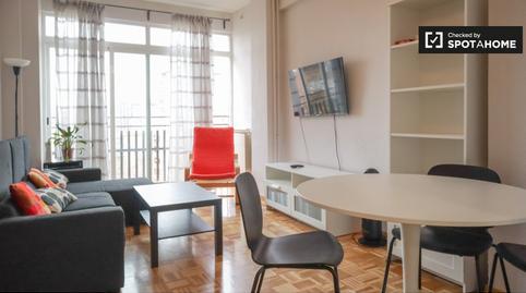 Foto 3 de Apartament per a compartir a Valdezarza, Madrid
