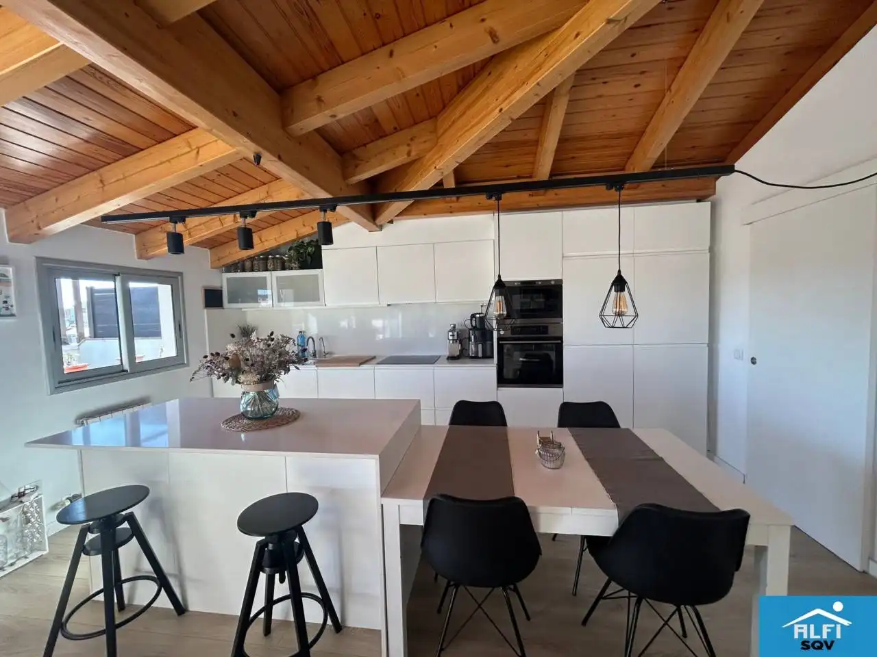 Cuina de Dúplex en venda en Sabadell amb Aire condicionat, Calefacció i Parquet