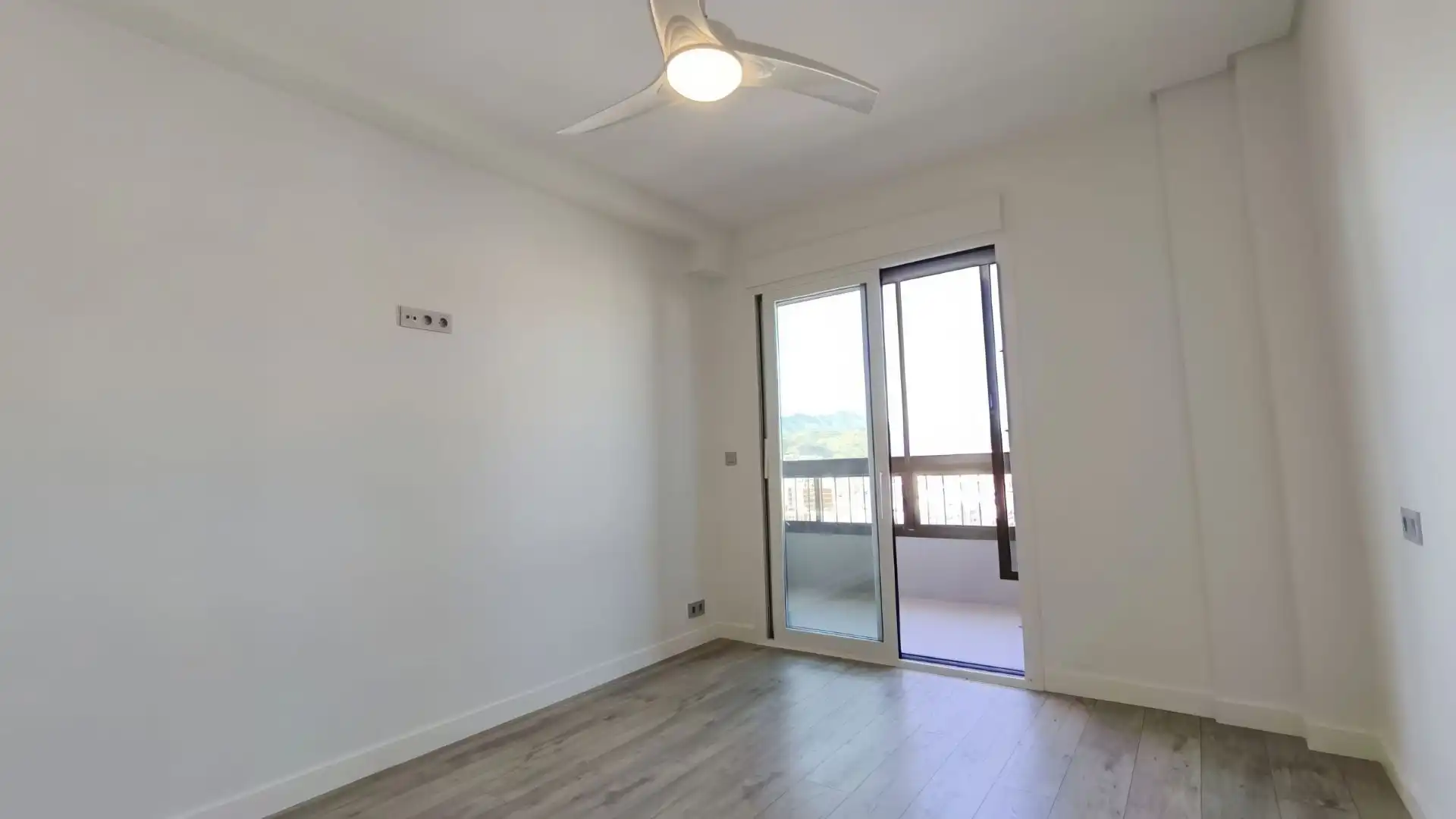 Habitación de Apartamento de alquiler en Málaga con Aire acondicionado y Calefacción