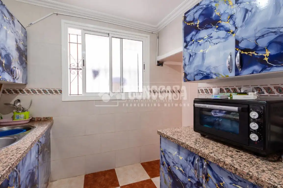 Cuina de Casa o xalet en venda en Vélez-Málaga amb Terrassa i Balcó