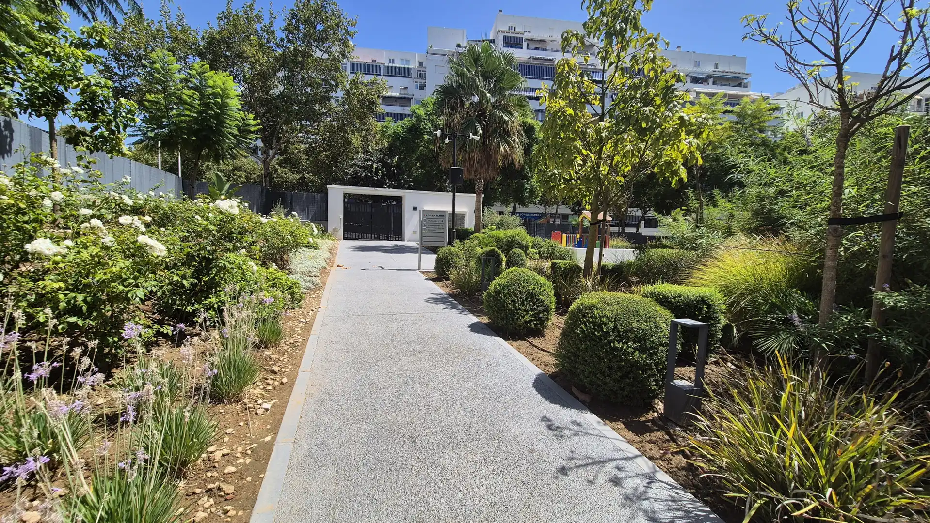 Parking of Ground floor for rent in Marbella  with Air Conditioner, Terrace and Storage room