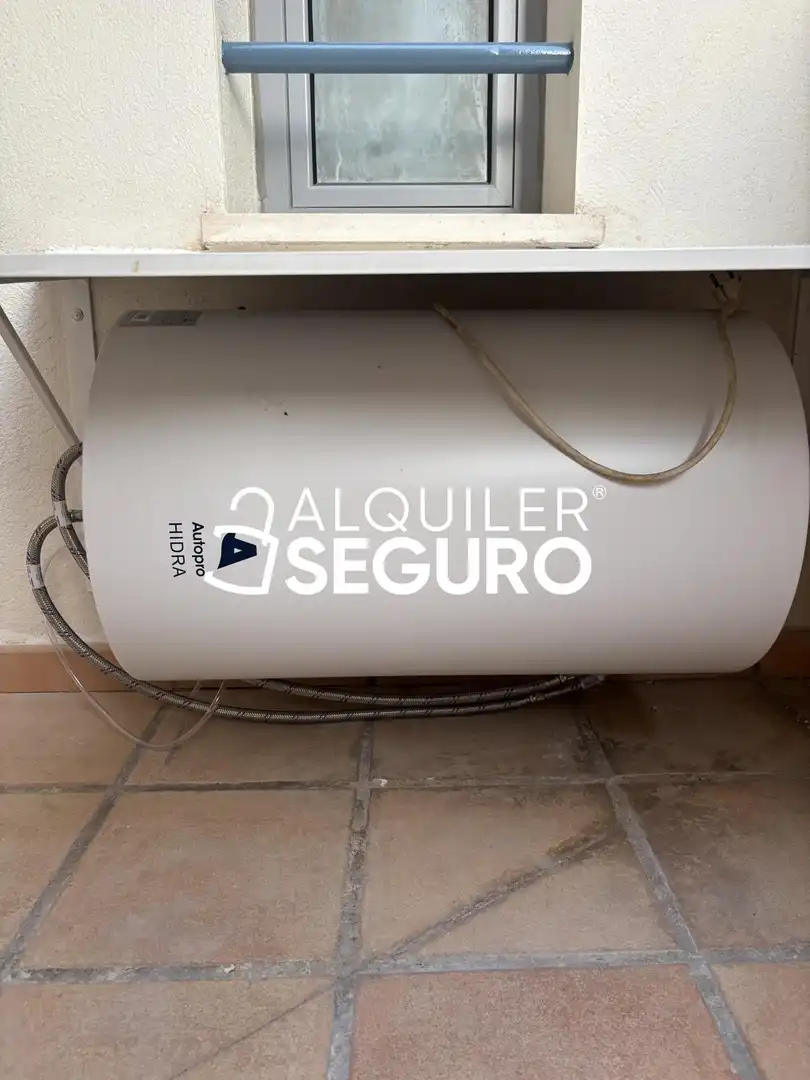 Appartamento con ascensore in affitto a de la Salud, imagen 29
