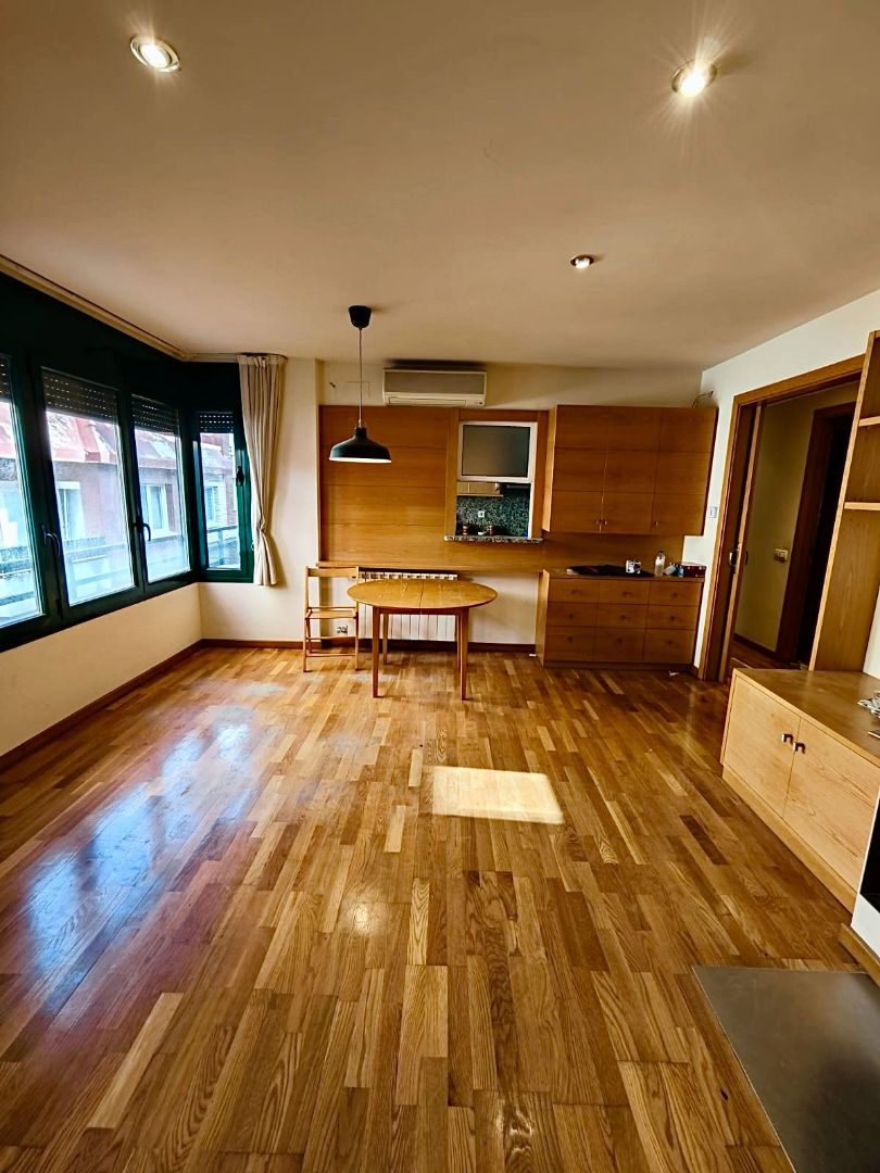 Dúplex en venta en Carrer Josep Maria Serra Marsal, Llevant