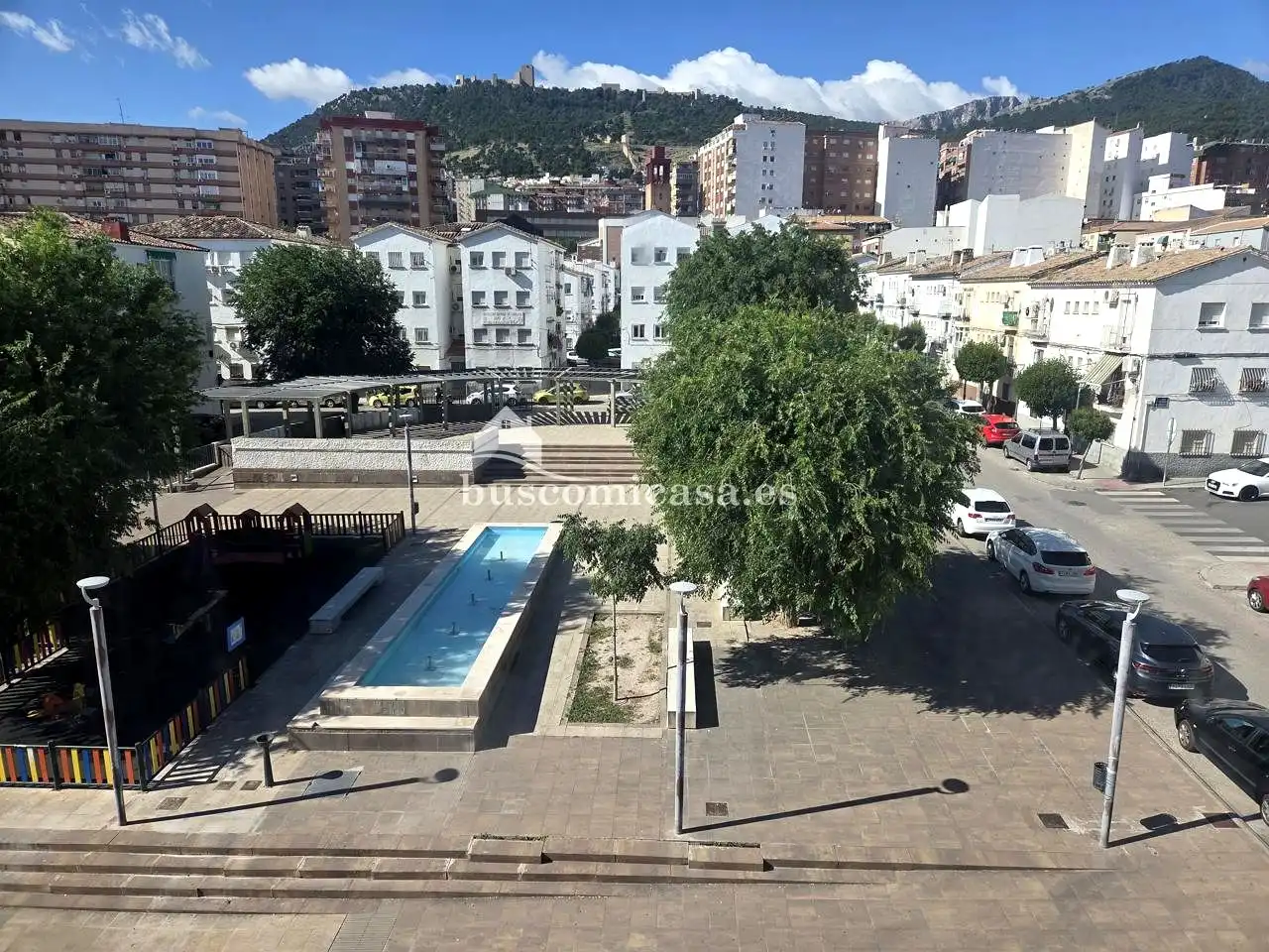 Vista exterior de Pis en venda en Jaén amb Balcó