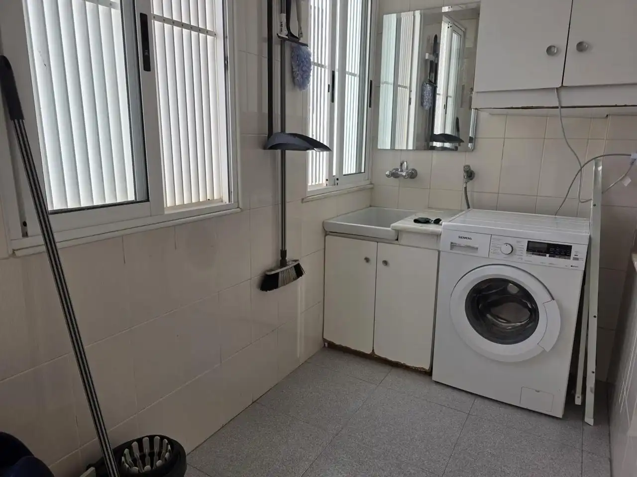 Cuina de Apartament en venda en Cullera amb Aire condicionat, Terrassa i Moblat