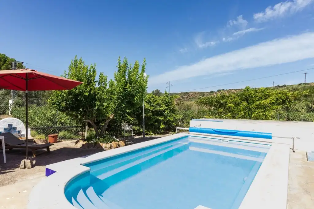 Piscina de Finca rústica en venda en Tierga amb Jardí privat, Terrassa i Traster