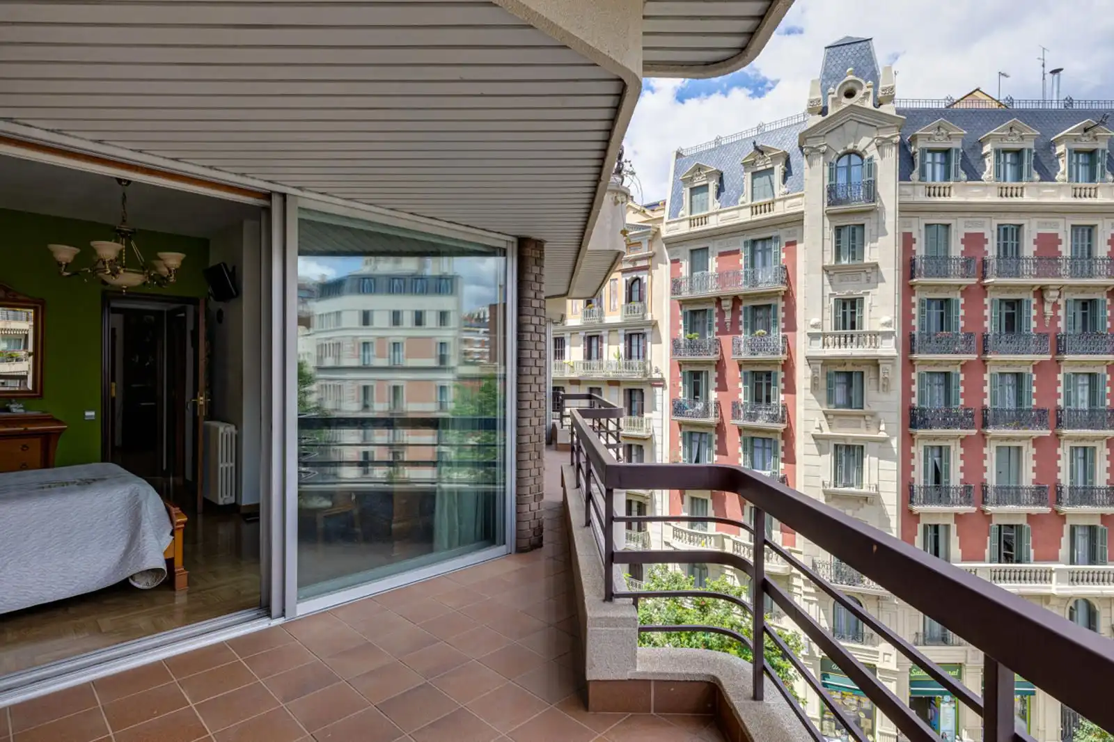 Piso con terraza en venta en COMTE URGELL, imagen 21