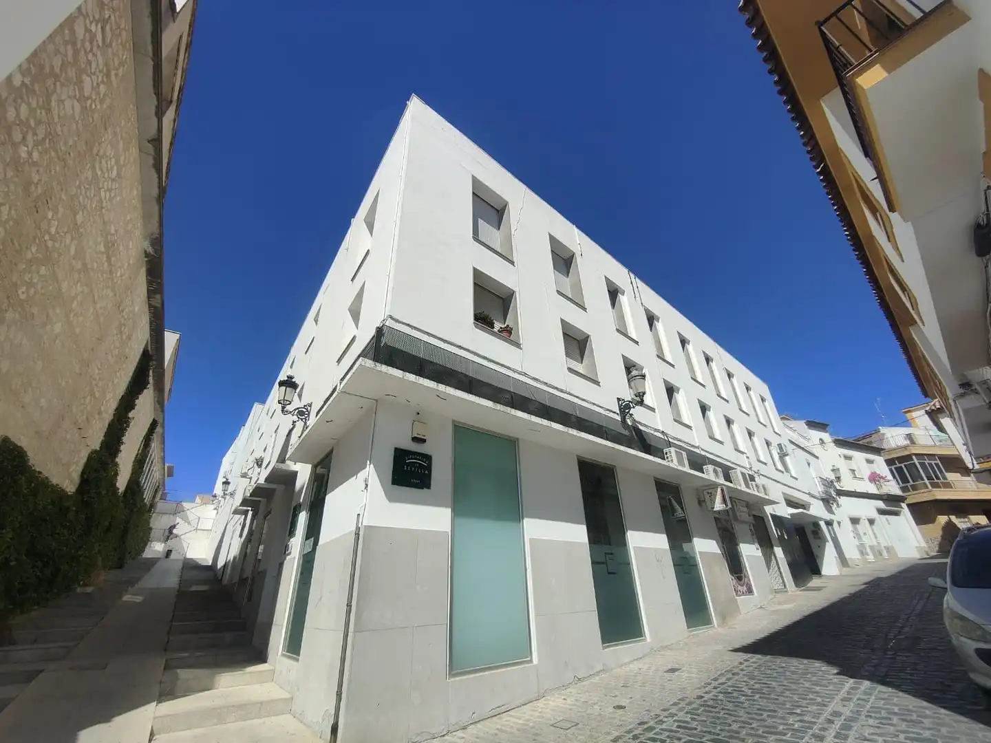 Vista exterior de Pis en venda en Morón de la Frontera