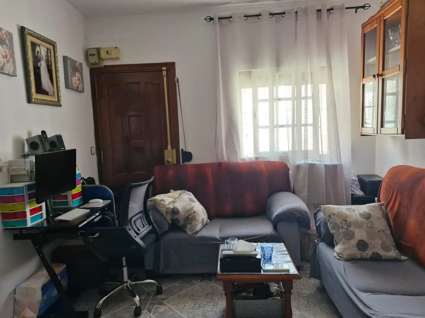 Sala de estar de Casa adosada en venta en La Línea de la Concepción
