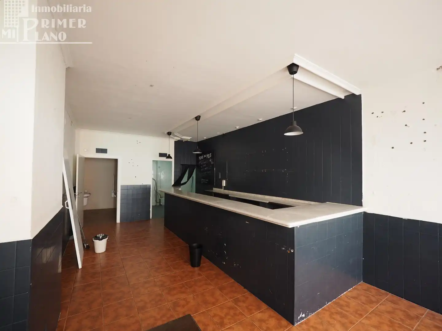Local comercial de lloguer a Tomelloso