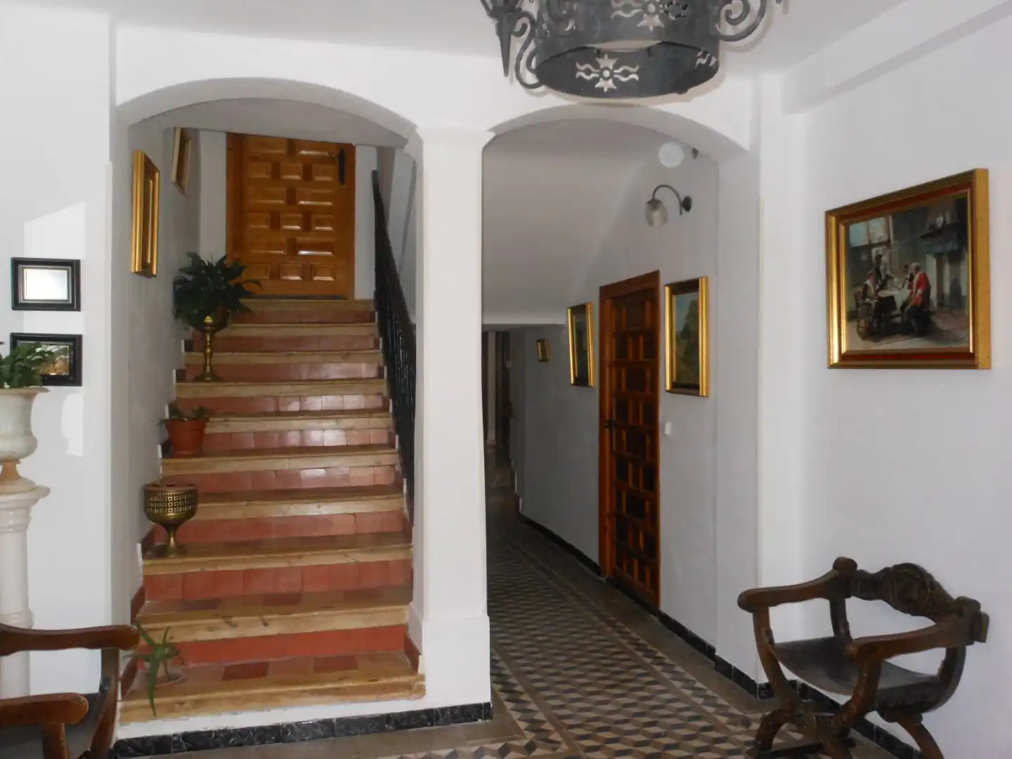 Casa amb jardí en venda a C/ CARDENAL GIL DE ALBORNOZ 9, imagen 5