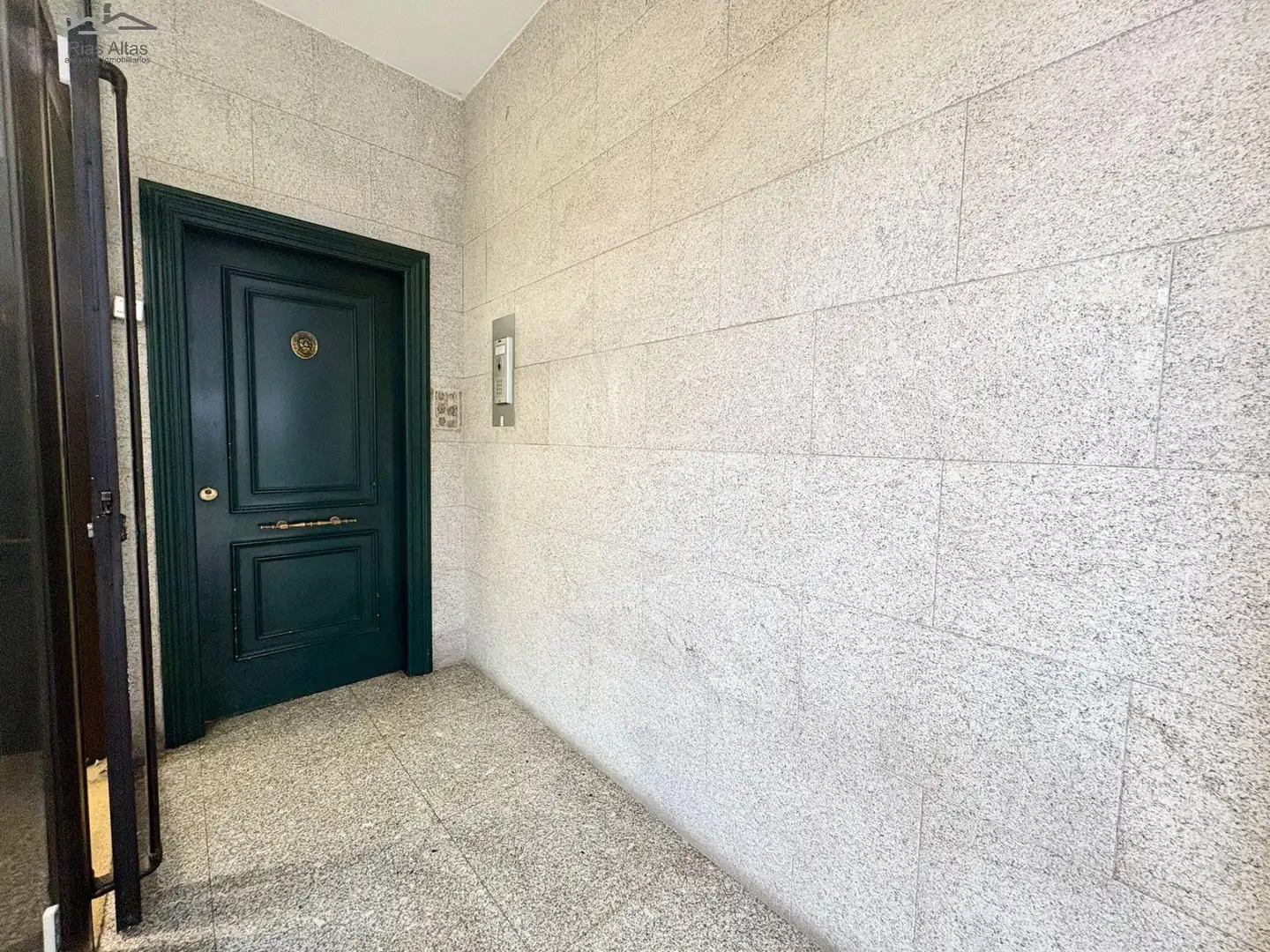 Flat for sale in A Coruña Capital   with Heating, Parquet flooring and Terrace
