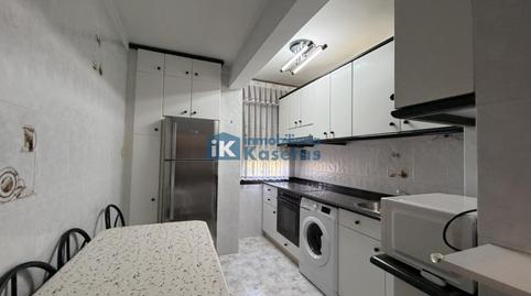 Foto 3 de Piso en venta en Urbi, Basauri