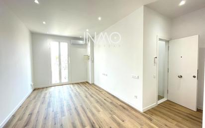 Bedroom of Flat for sale in Rubí  with Air Conditioner, Heating and Terrace
