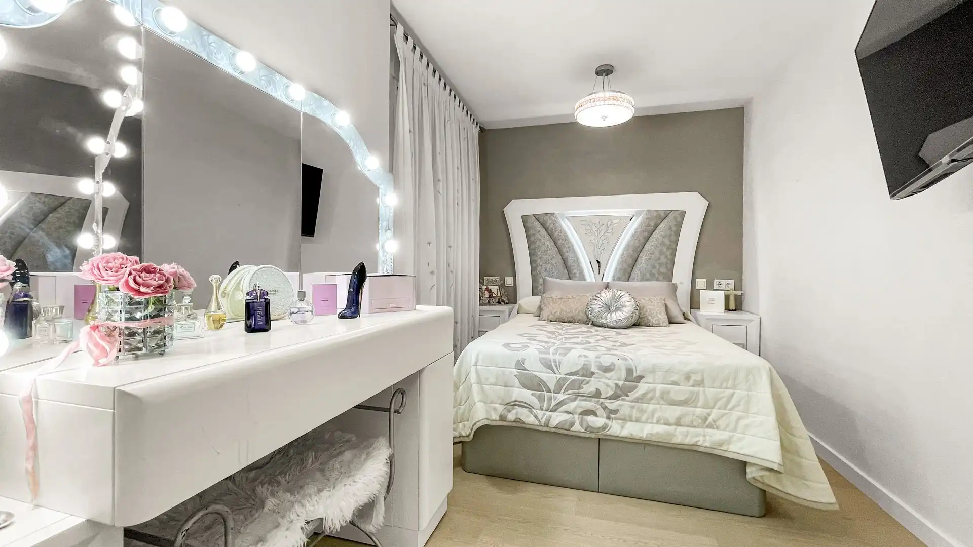 Habitación de Planta baja en venta en Torrevieja con Terraza, Horno y Lavadora