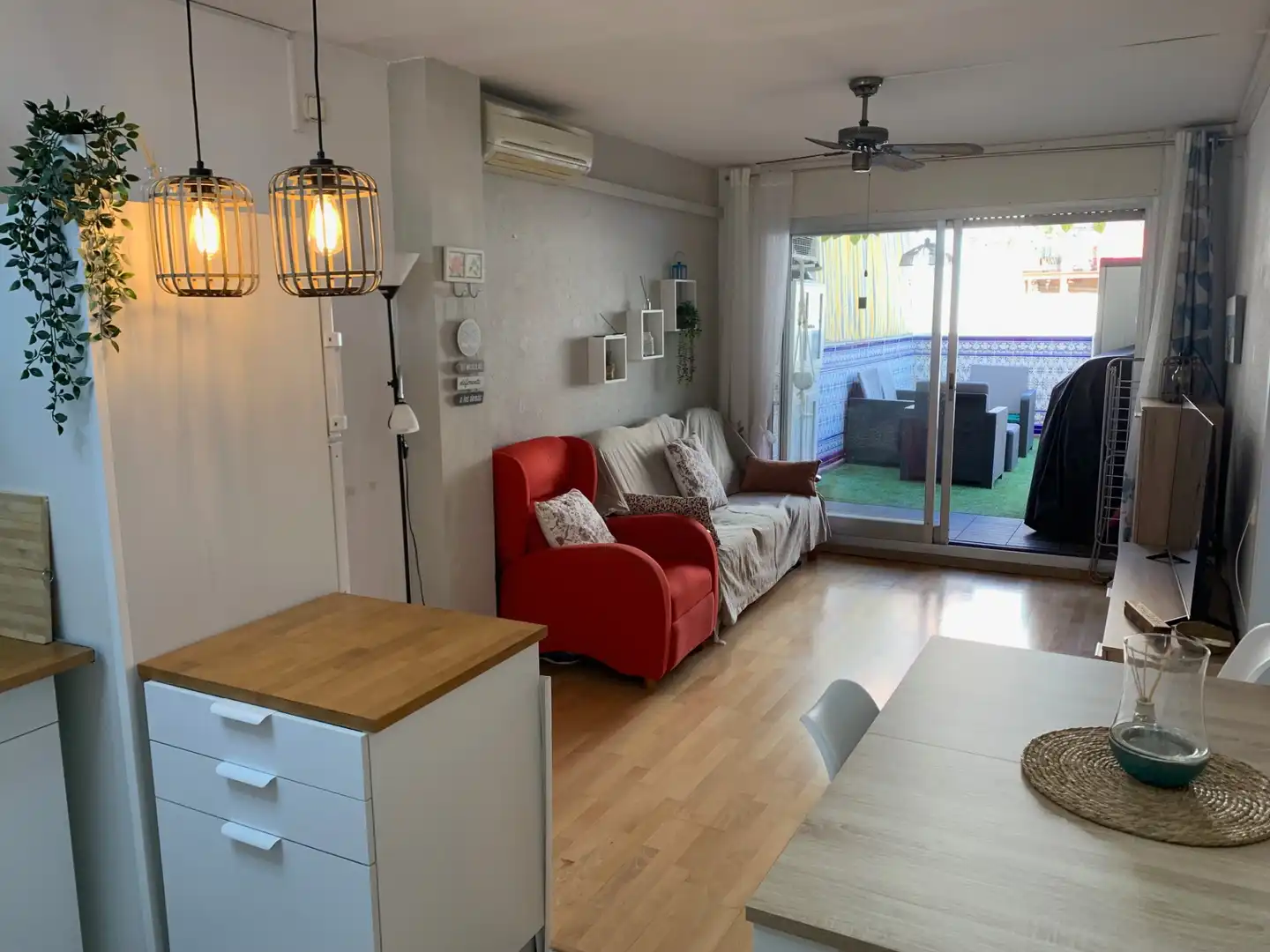 Sala de estar de Apartamento en venta en Torredembarra con Aire acondicionado, Calefacción y Terraza