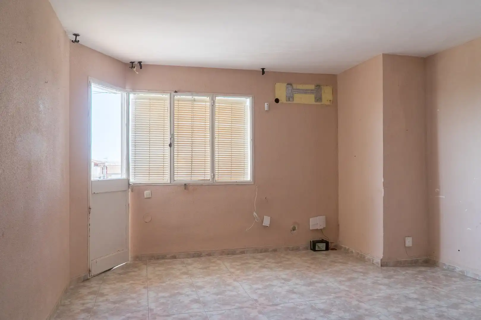 Habitación de Piso en venta en Linares