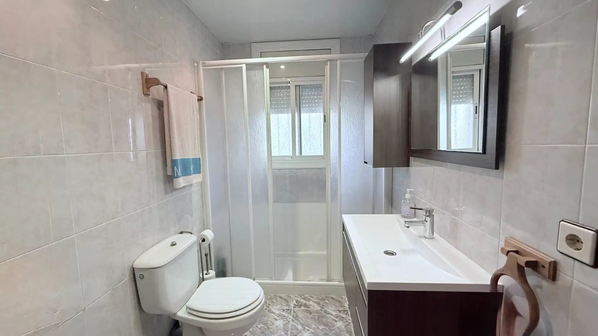 Baño de Casa o chalet en venta en La Torre de Claramunt con Calefacción, Jardín privado y Terraza