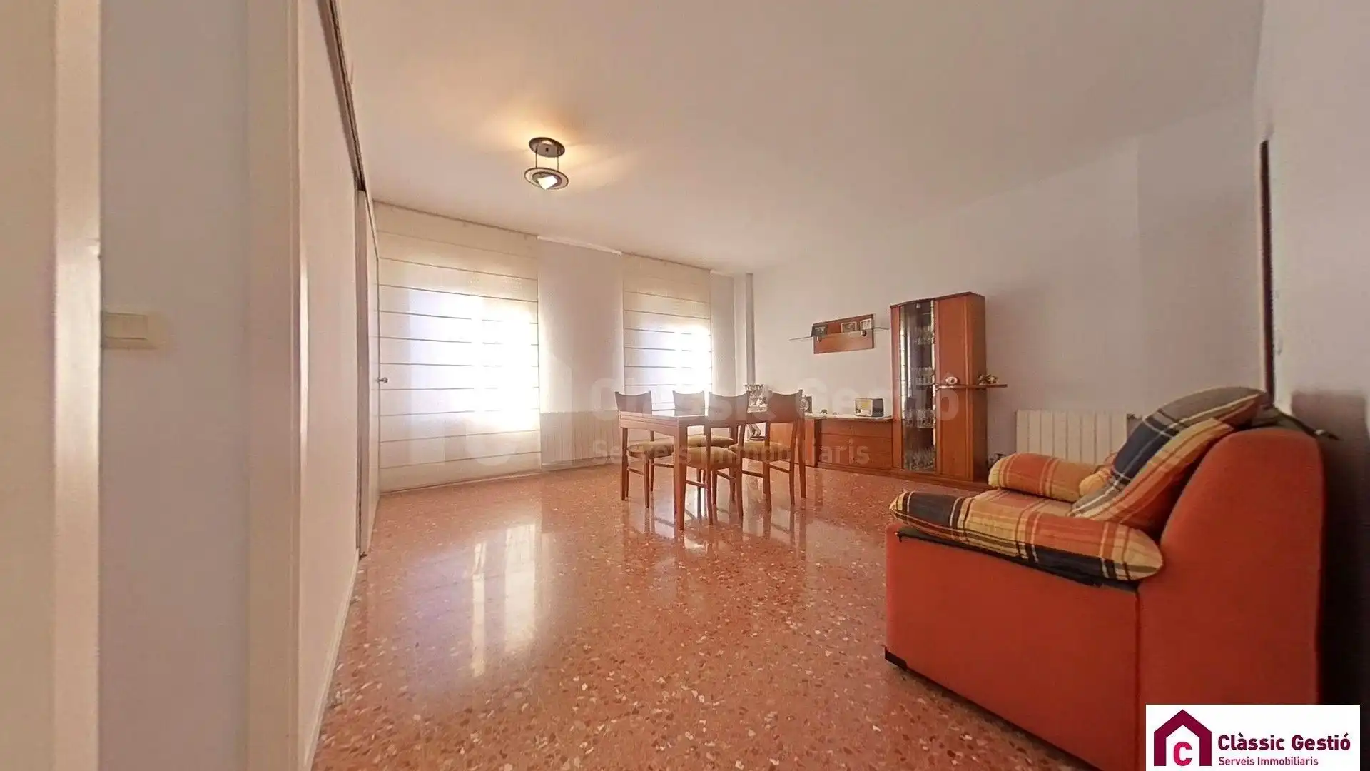 Sala d'estar de Pis en venda en Terrassa