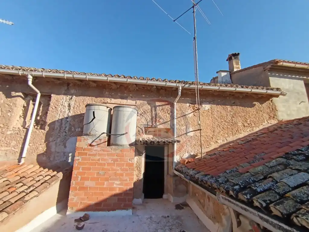 Vista exterior de Casa o chalet en venta en Cerdà con Terraza y Balcón