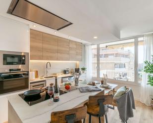 Kitchen of Apartment to share in  Barcelona Capital  with Air Conditioner and Terrace