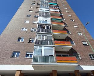 Exterior view of Flat for sale in Valladolid Capital  with Terrace and Balcony