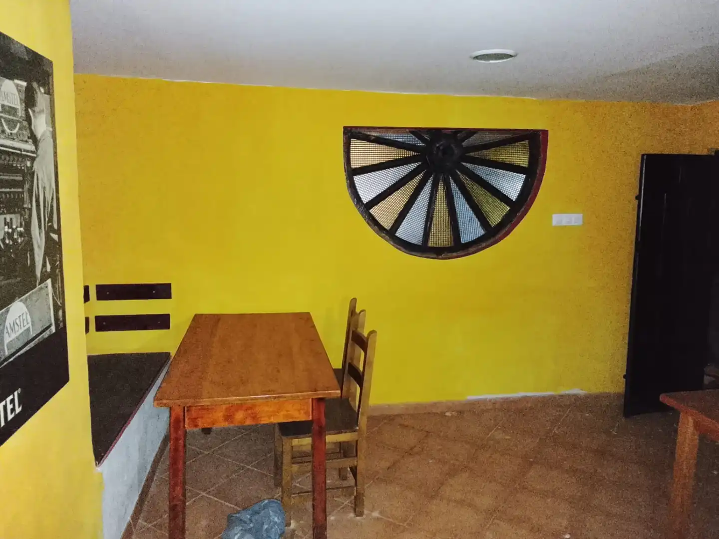 Comedor de Local en venta en Gijón  con Amueblado