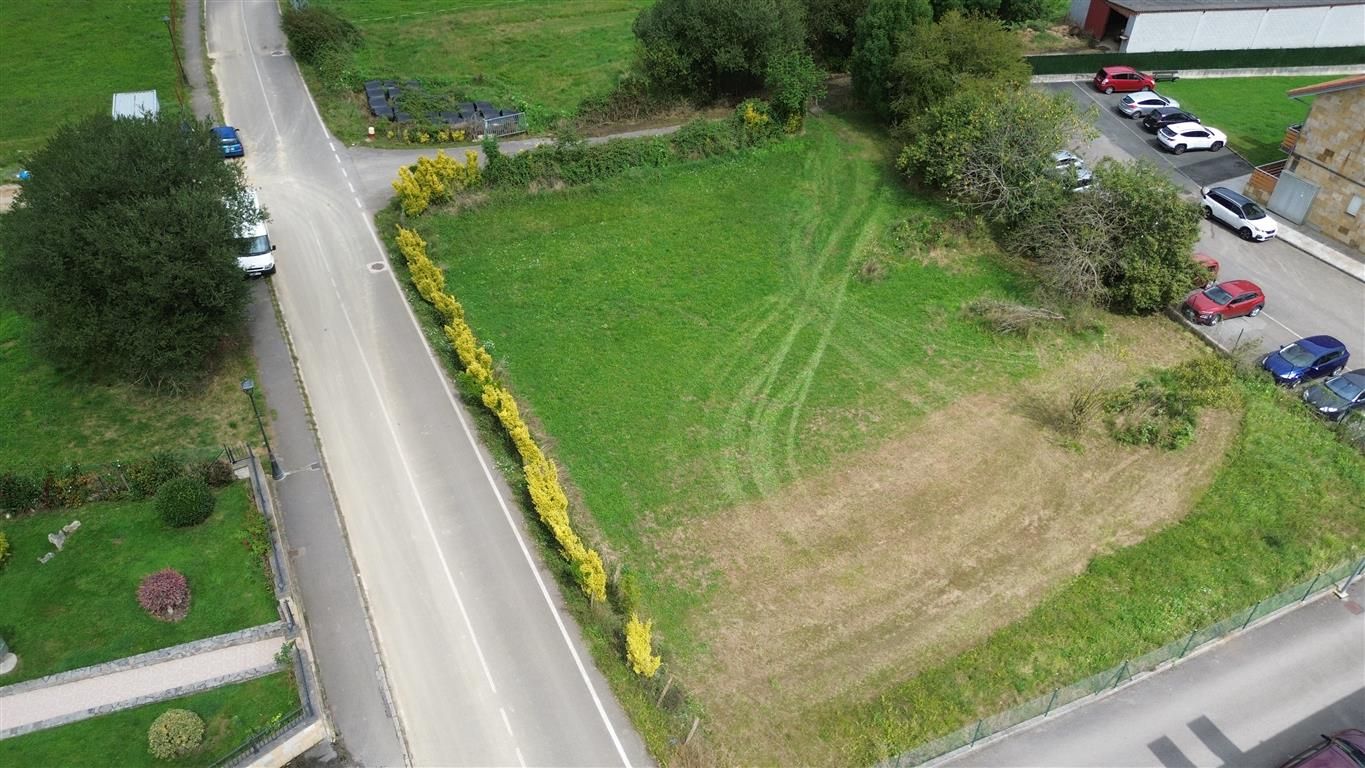 Residencial en venda en Udías