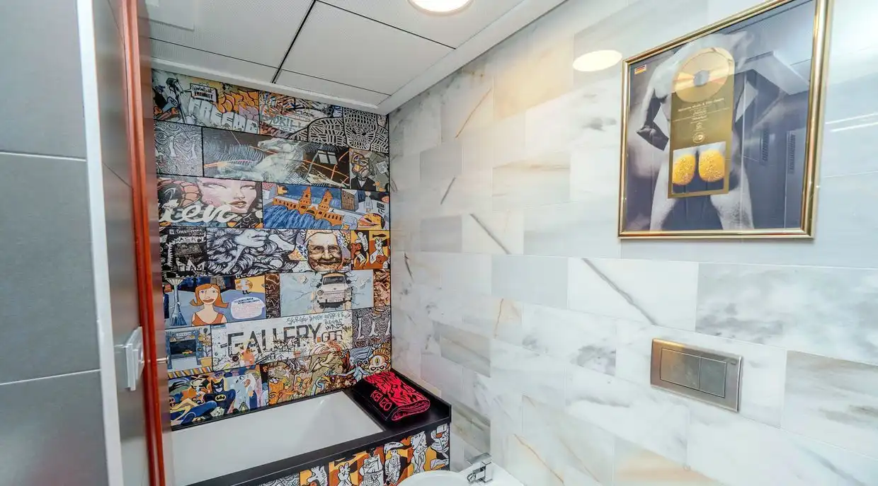 Bathroom of Attic for sale in Dénia  with Air Conditioner, Heating and Terrace
