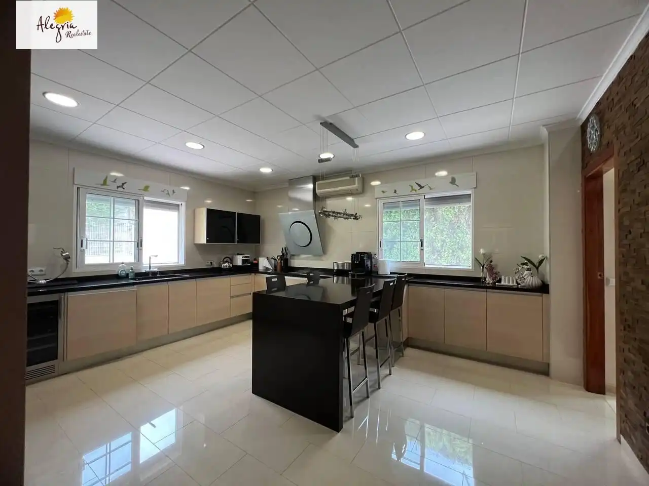Cocina de Casa o chalet en venta en Cullera con Aire acondicionado, Calefacción y Jardín privado