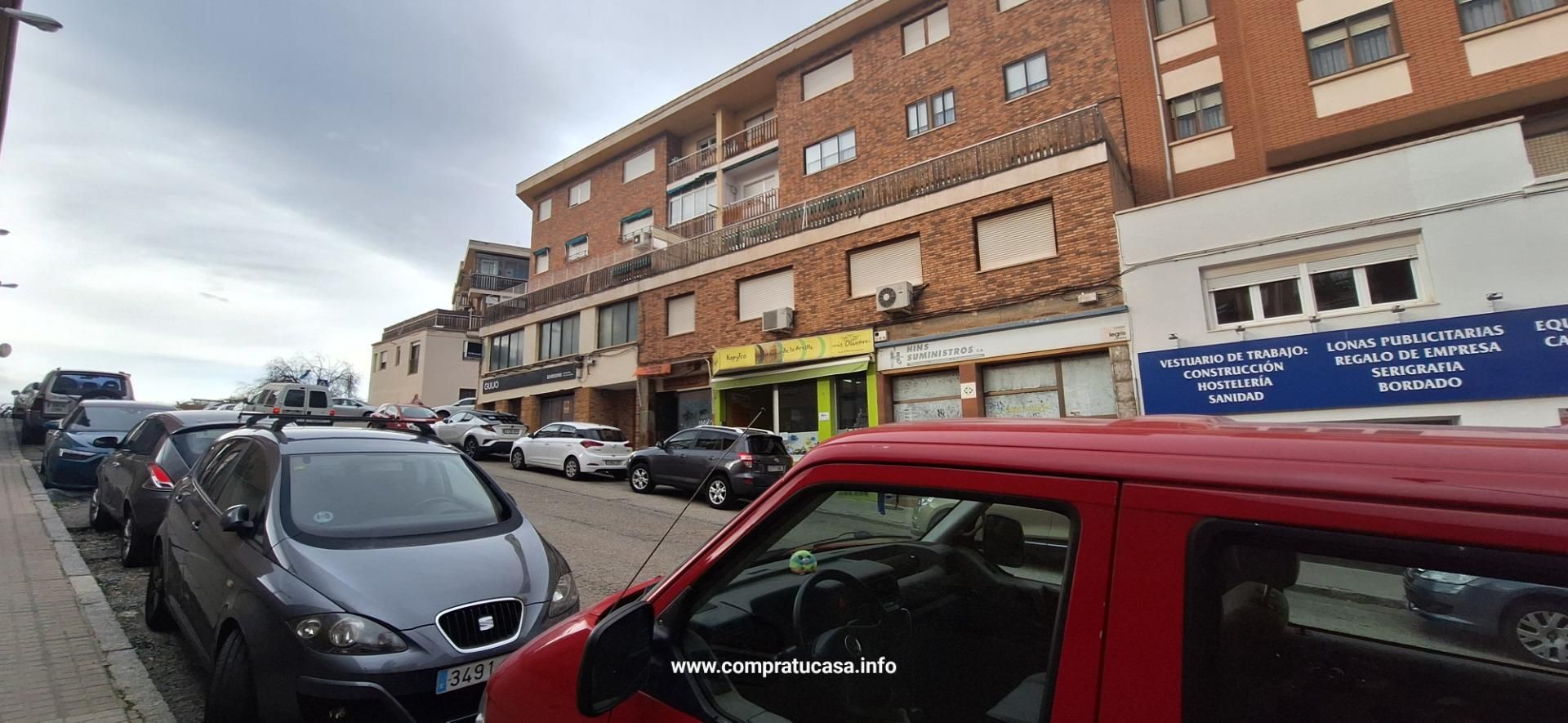 Vista exterior de Pis de lloguer en Segovia Capital amb Calefacció, Parquet i Terrassa